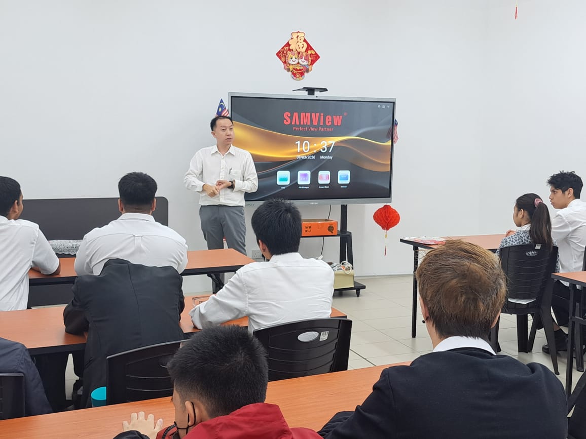 Jonathan teaching public speaking